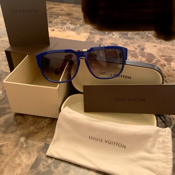 Louis Vuitton men’s sunglasses